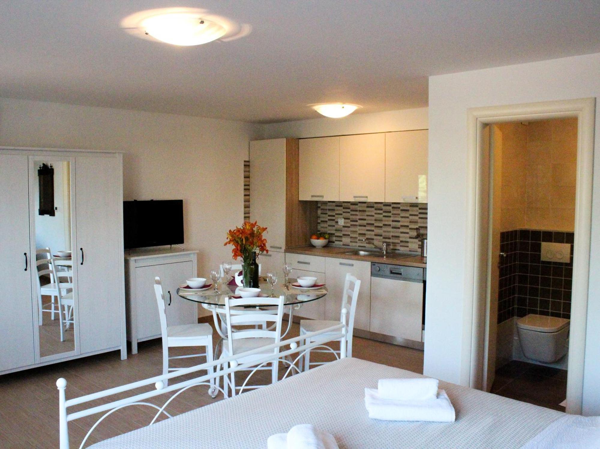 Apartmani Marin1 Vrbnik Room photo